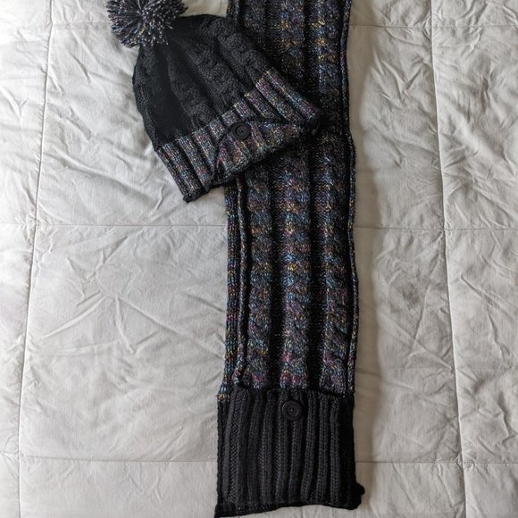 Women's Columbia Black Hat & Scarf w/ Pocket - Picture 5 of 8